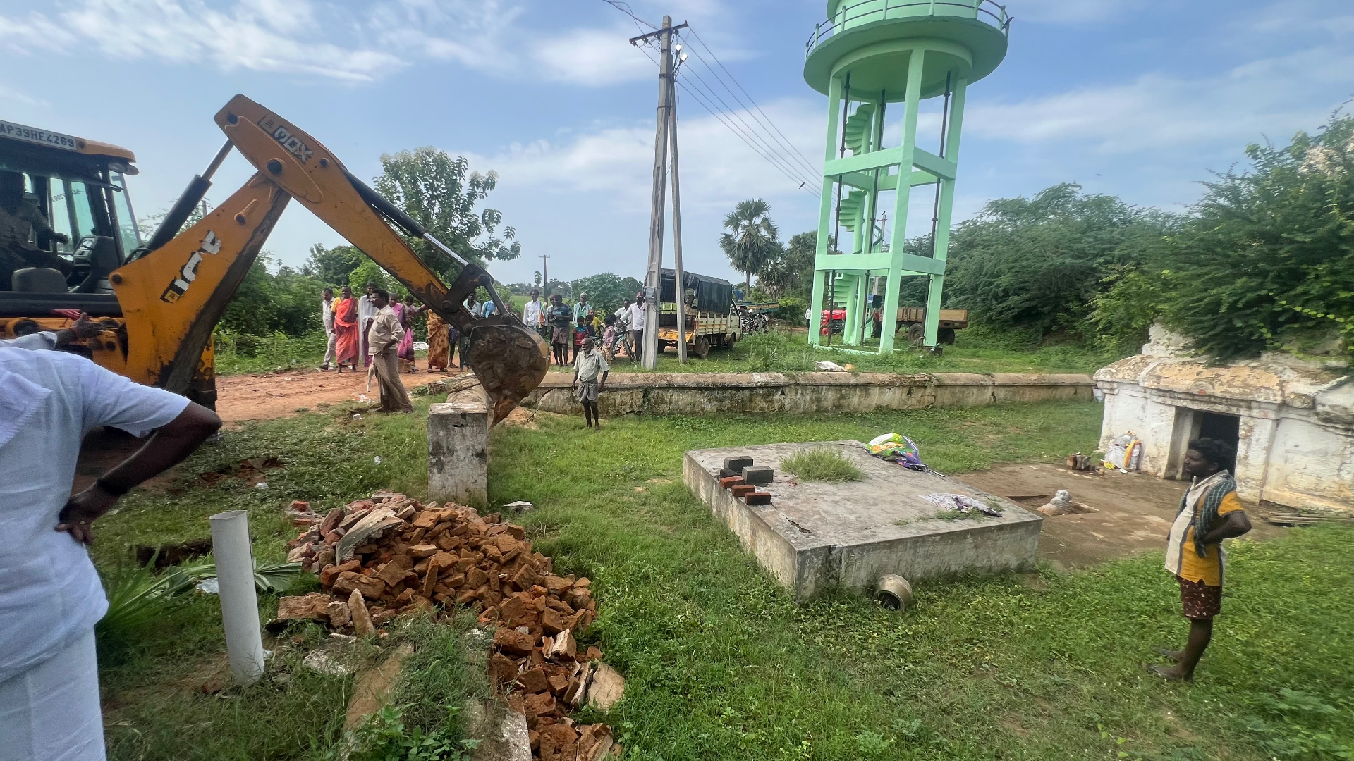 Demolition work at the old Sri Jalasiddheswara Swamy Temple site
